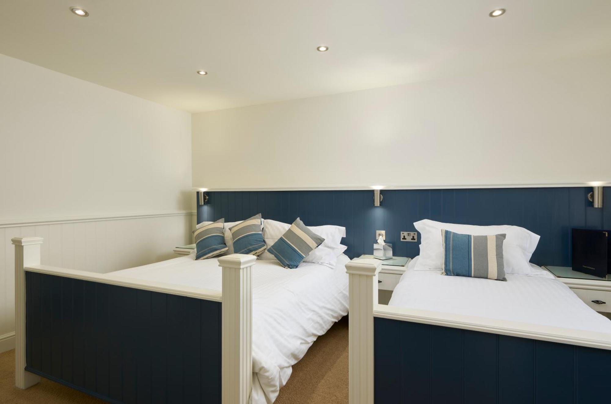The Cricket Inn Beesands Exteriör bild