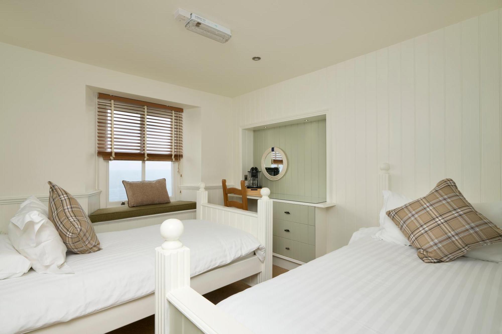 The Cricket Inn Beesands Exteriör bild
